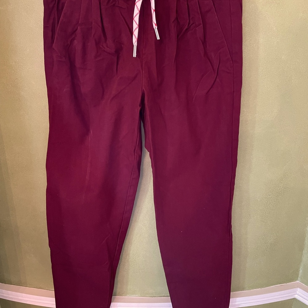 Maison Kitsune draw string berry colored pant